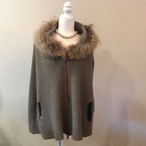 Womens Poncho with fur.